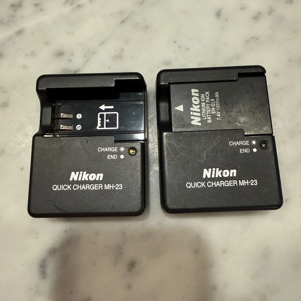 Nikon‎ MH-23 Quick Charger Lot of 2 with EN-EL9 Battery untested